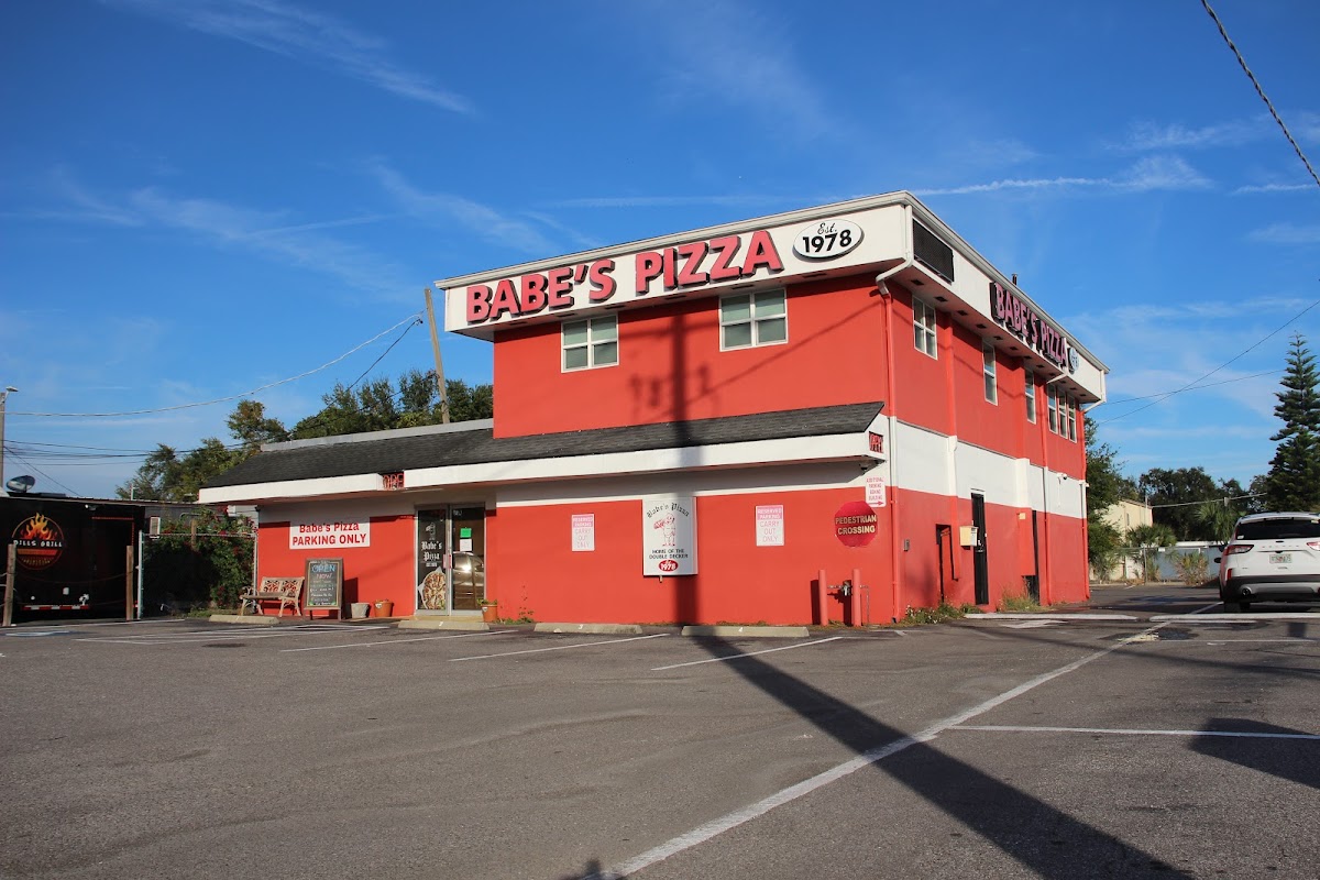 Babe's Pizza